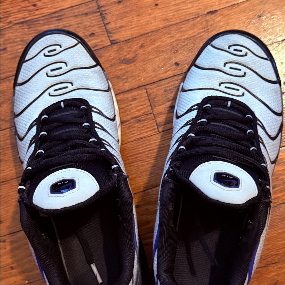Nike Black and White Cartoon Sneakers